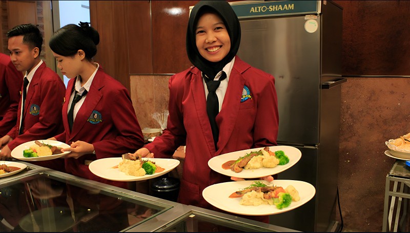 Waiter